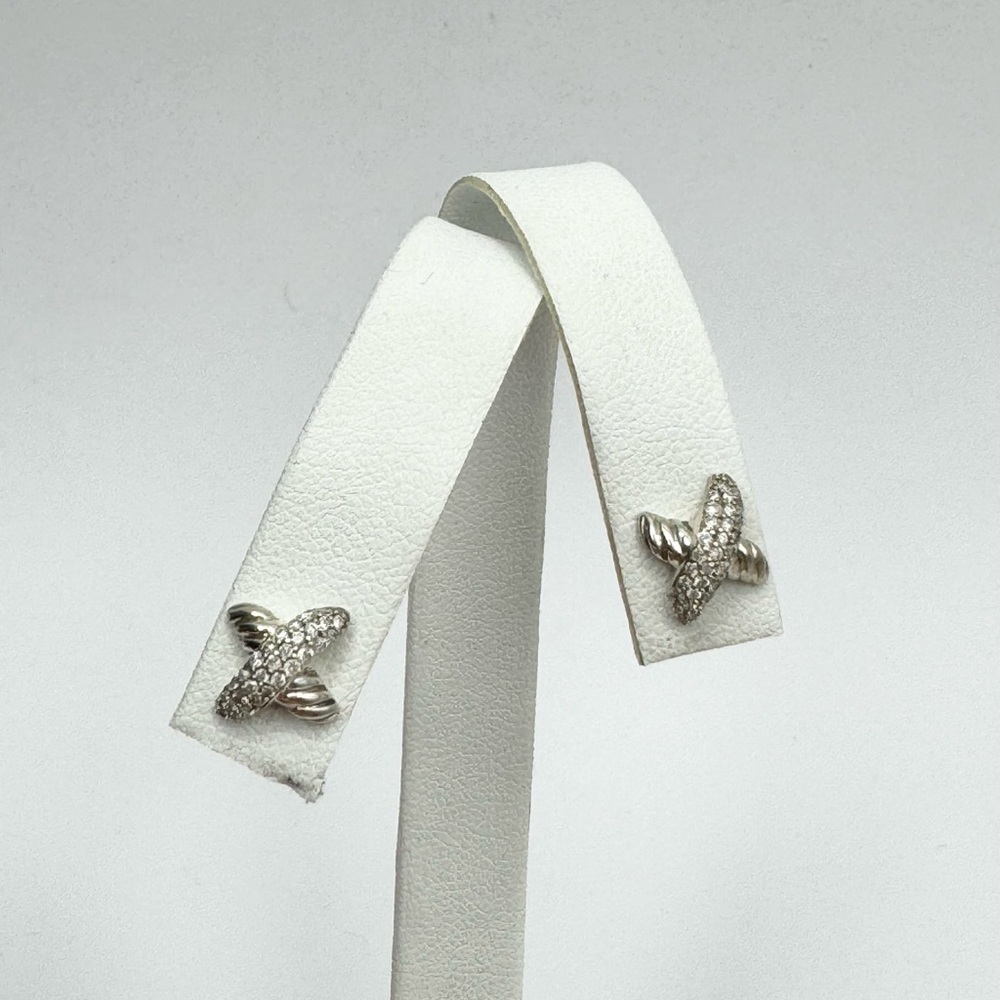 David Yurman Petite X Stud Earrings With Diamonds - Picture 5 of 7
